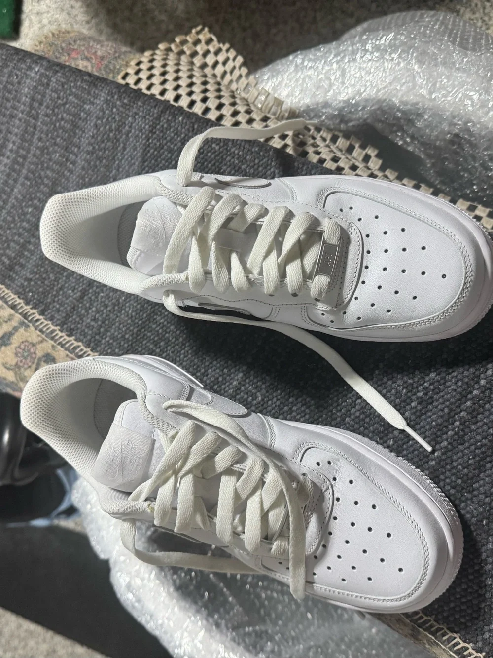 Nike woman’s White Low-Top Sneakers - All-White Leather Like new